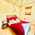 Magnifique Appartement Avec Piscine Endroit Calme