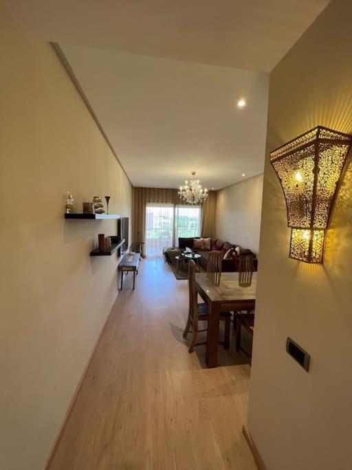 Appartement Magnifique Avec Piscine Endroit Calme *