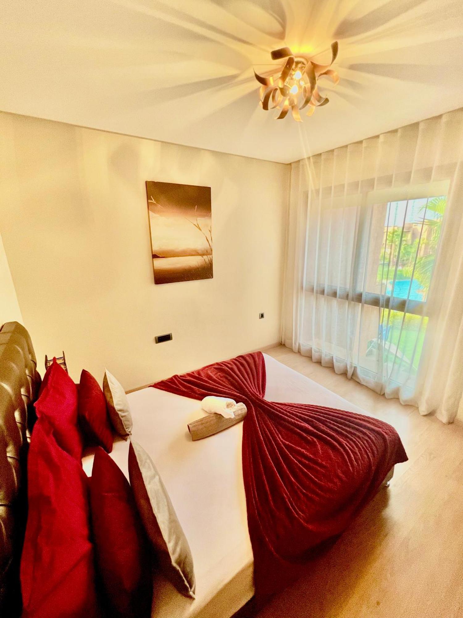 Appartement Magnifique Avec Piscine Endroit Calme